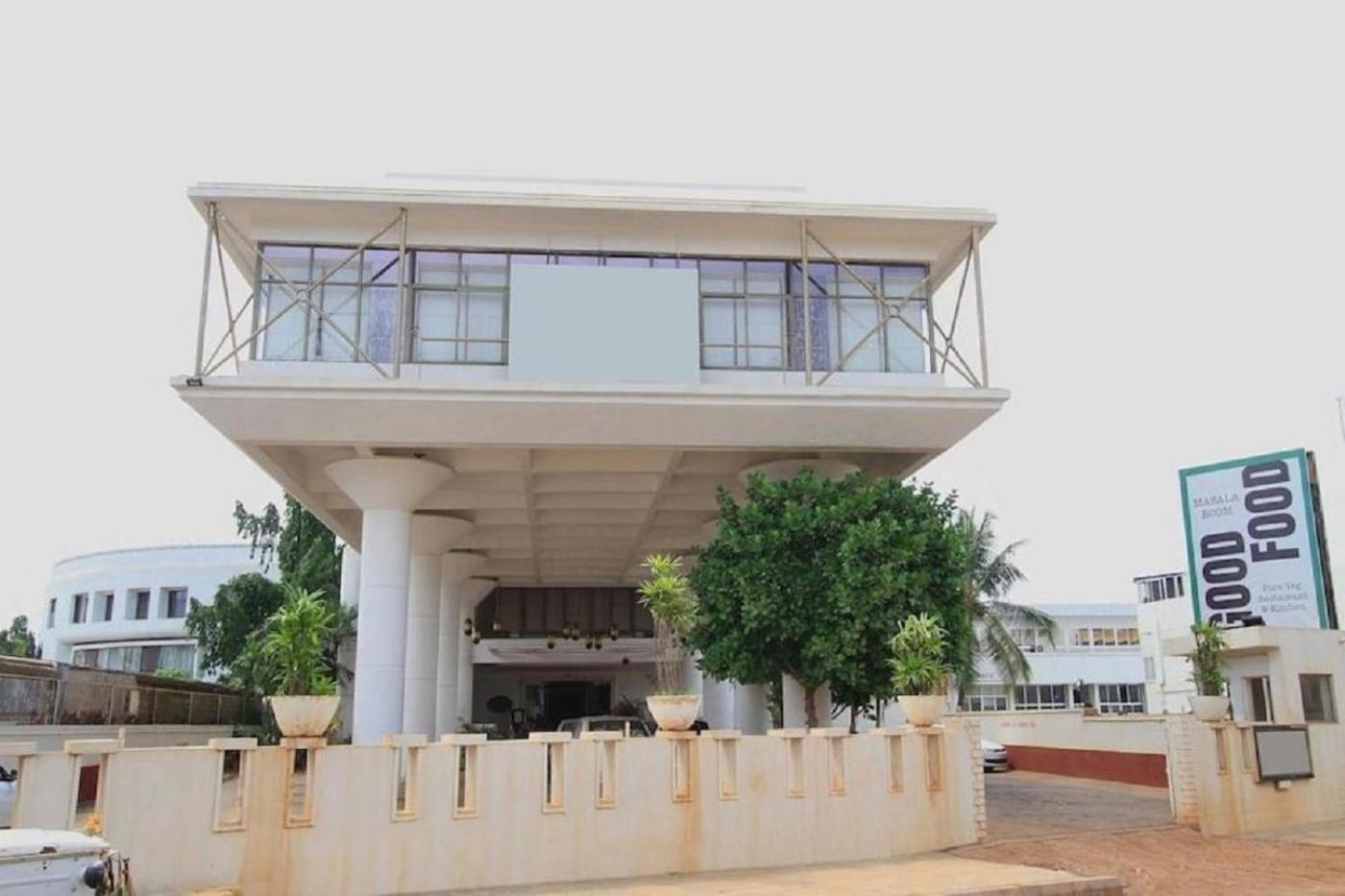 The Hans Hotel ฮูบลิ ภายนอก รูปภาพ